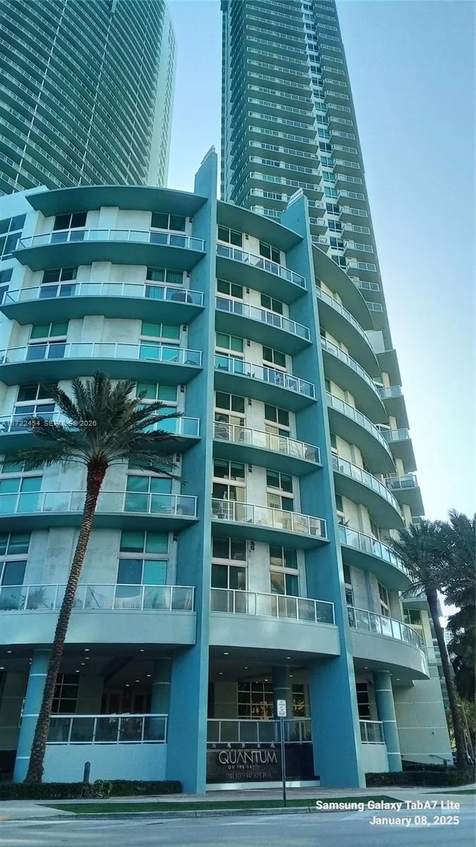 1900 Bayshore Dr # 3518, Miami FL 33132