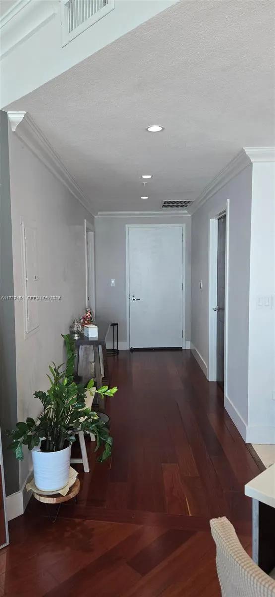 1900 Bayshore Dr # 3518, Miami FL 33132