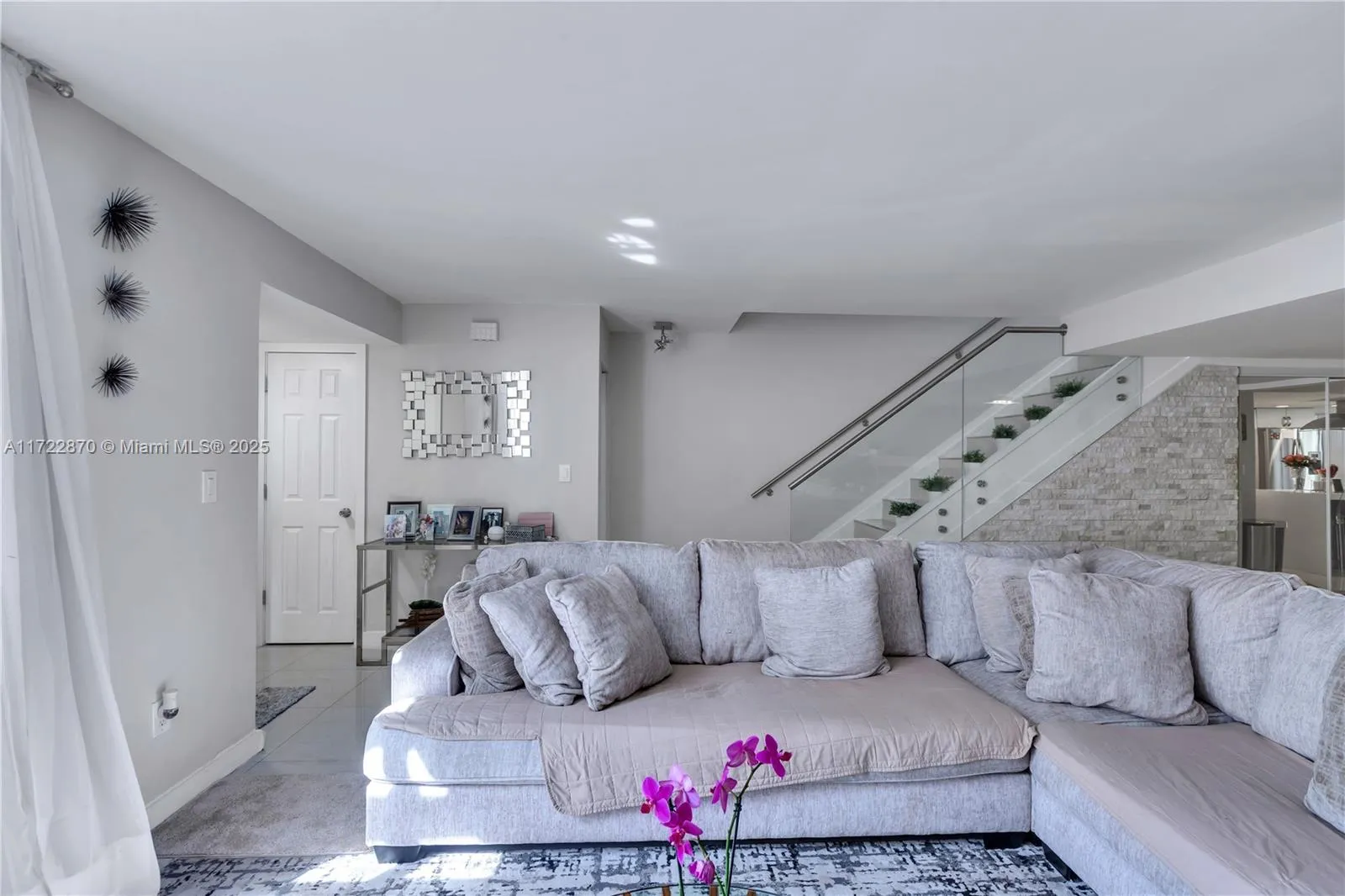 703 NE 205th Ter, Miami FL 33179