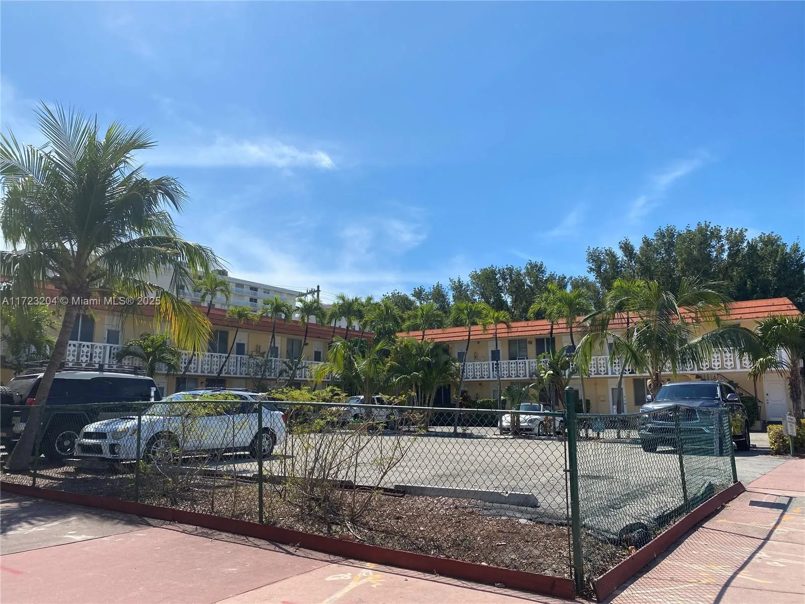 441 Collins Ave # 23, Miami Beach FL 33139