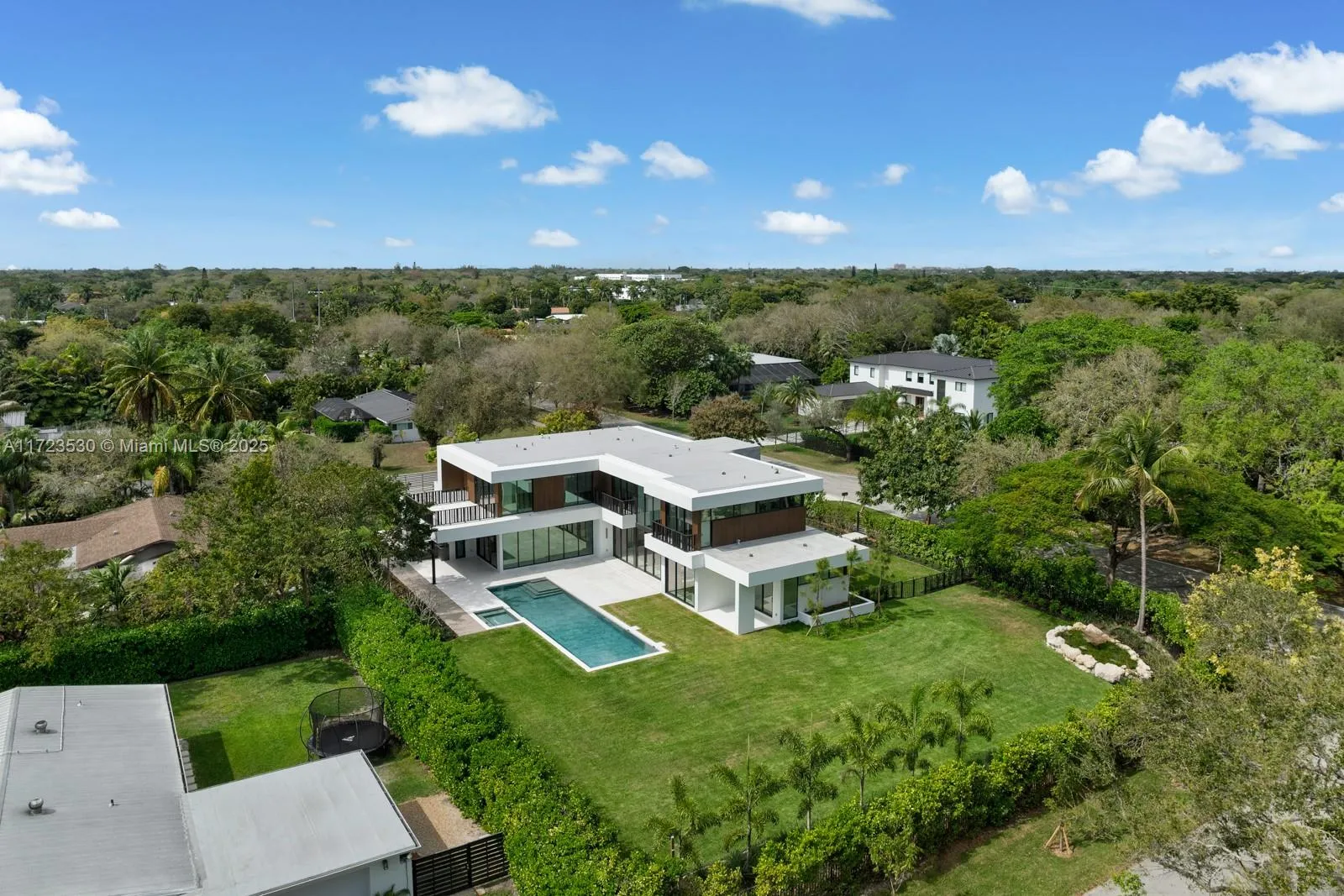 6920 SW 124th St, Pinecrest FL 33156