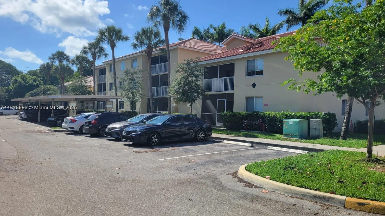 410 S Park Rd # 108, Hollywood FL 33021