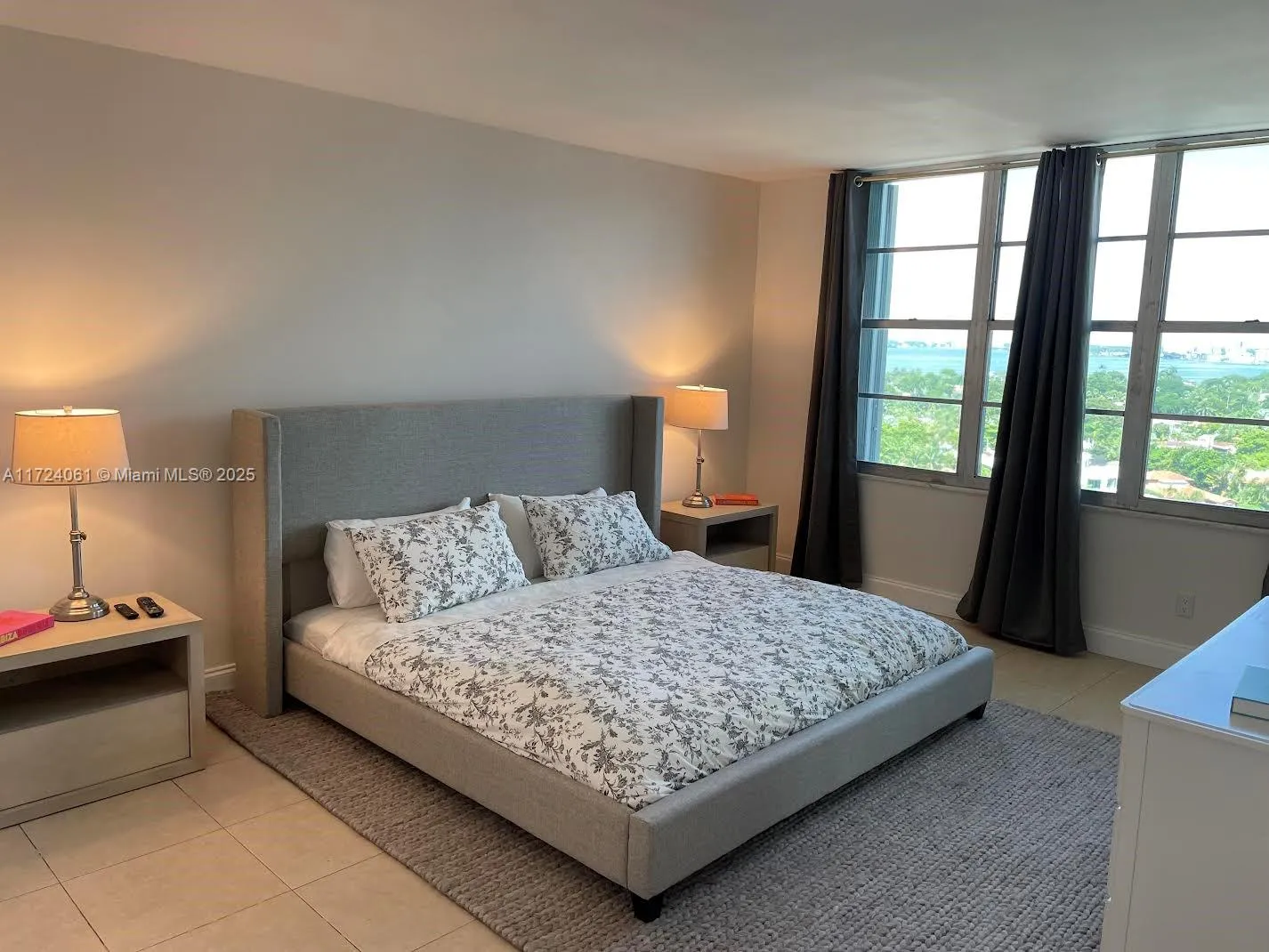 5151 Collins Ave # 1722, Miami Beach FL 33140