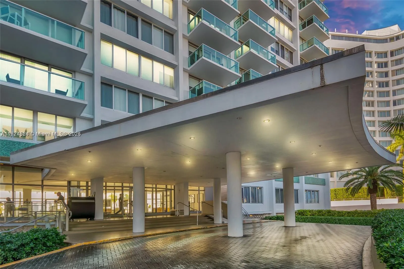 1000 West Ave # 1105, Miami Beach FL 33139
