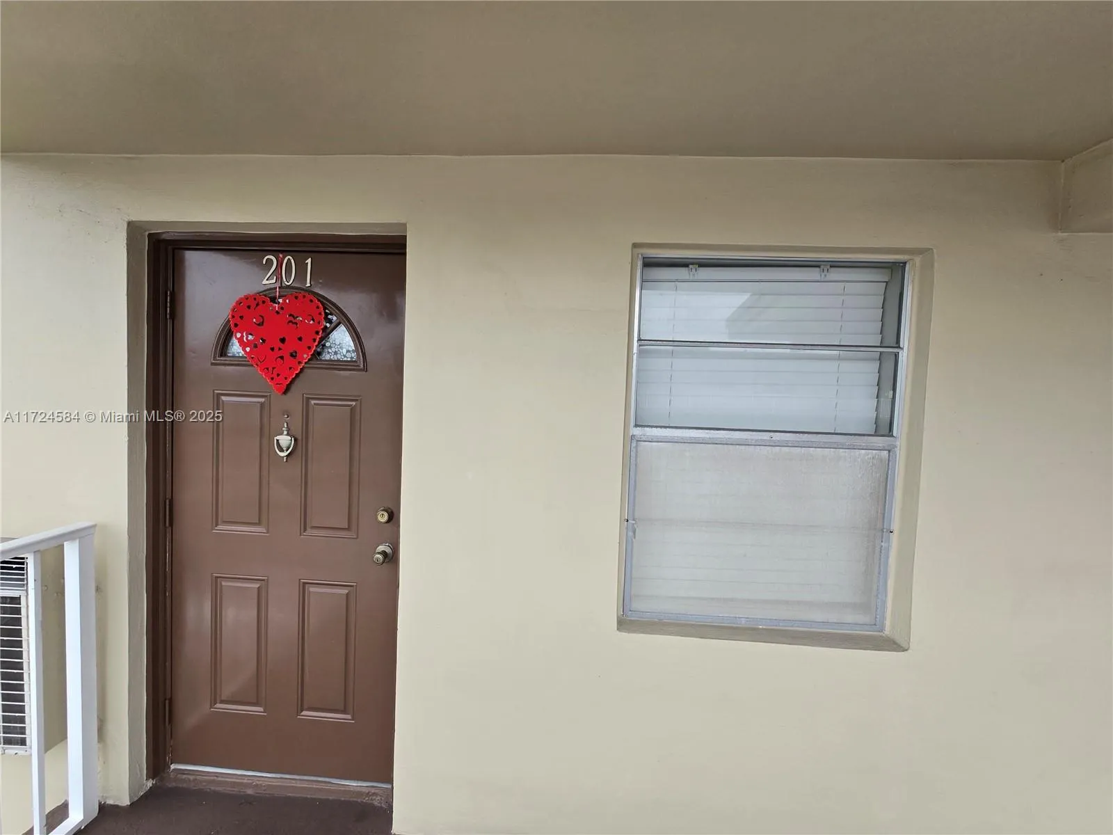 2 bedroom 2 bath for sale at 601 NW 80th Ter # 201, Margate FL 33063