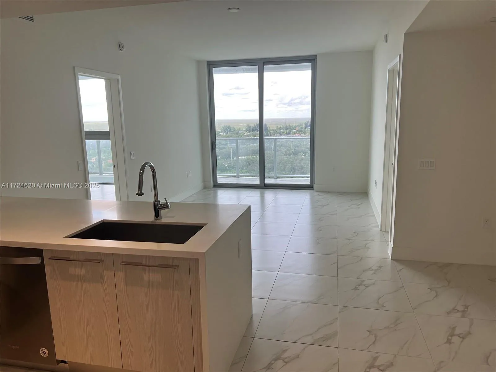 2000 Metropica Way # 1911, Sunrise FL 33323