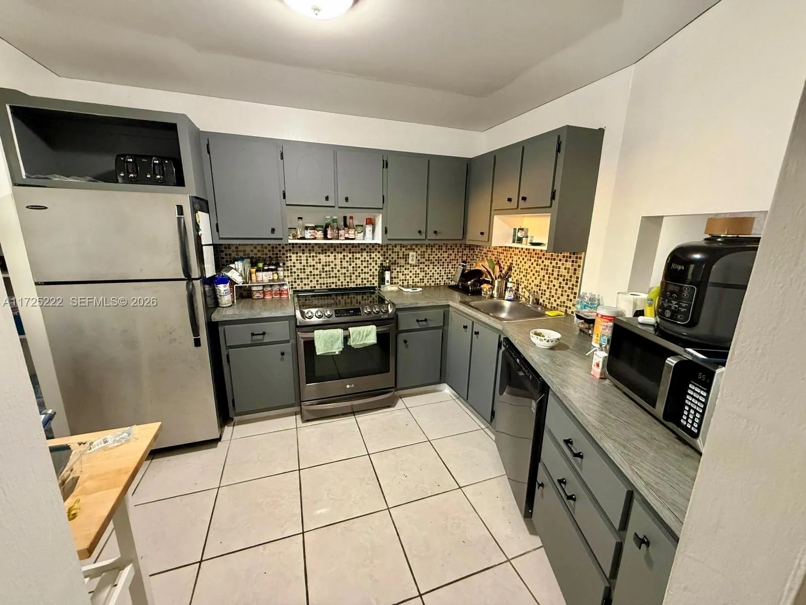 1780 NE 191st St # 609, Miami FL 33179