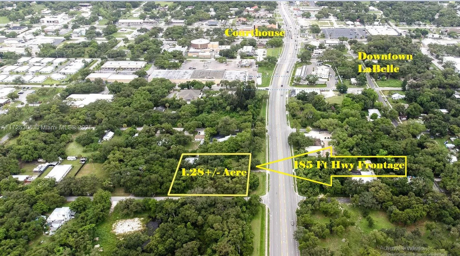 351 E Hickpochee Ave, La Belle FL 33935
