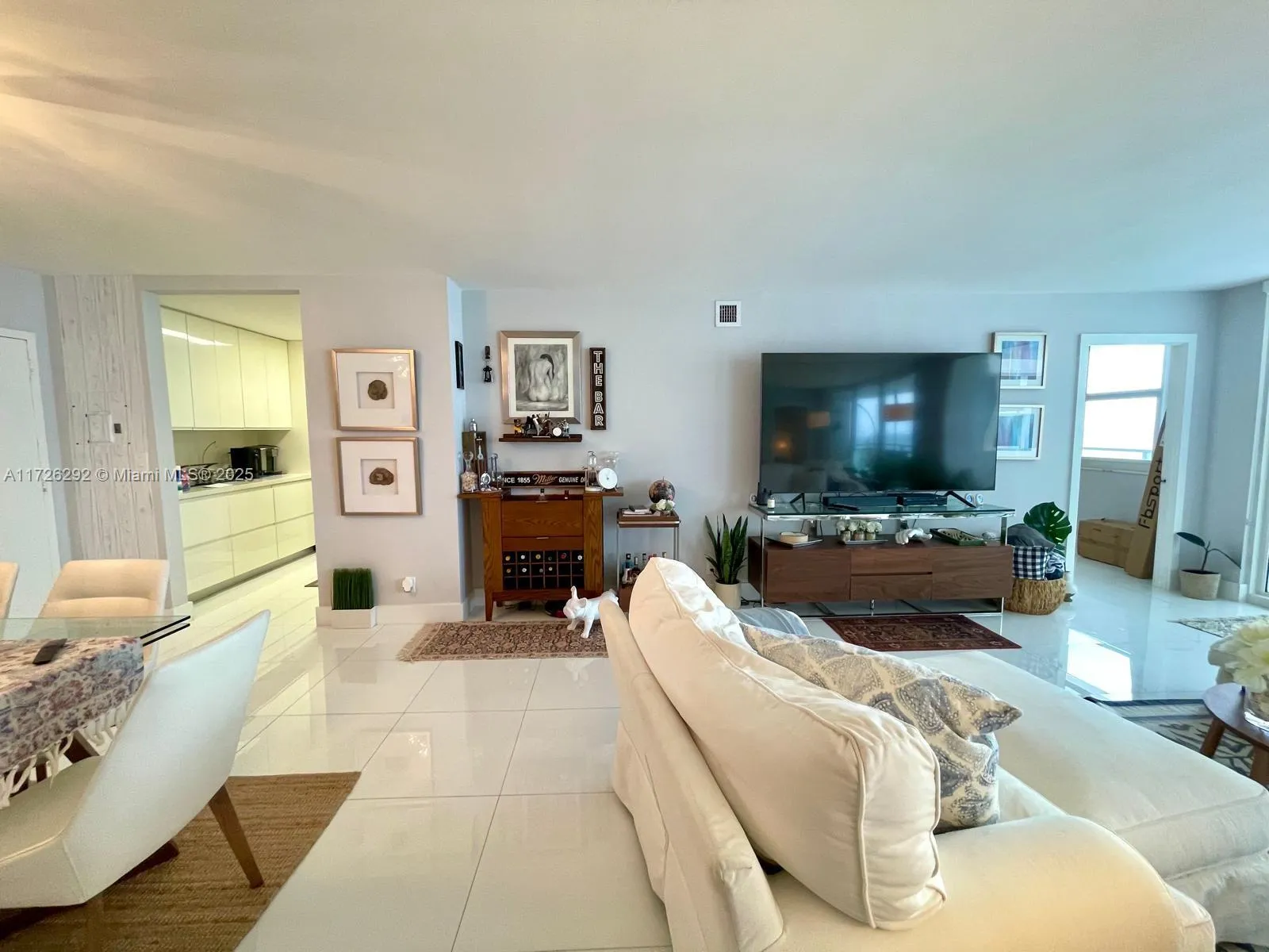2030 S Ocean Dr # 1518, Hallandale Beach FL 33009