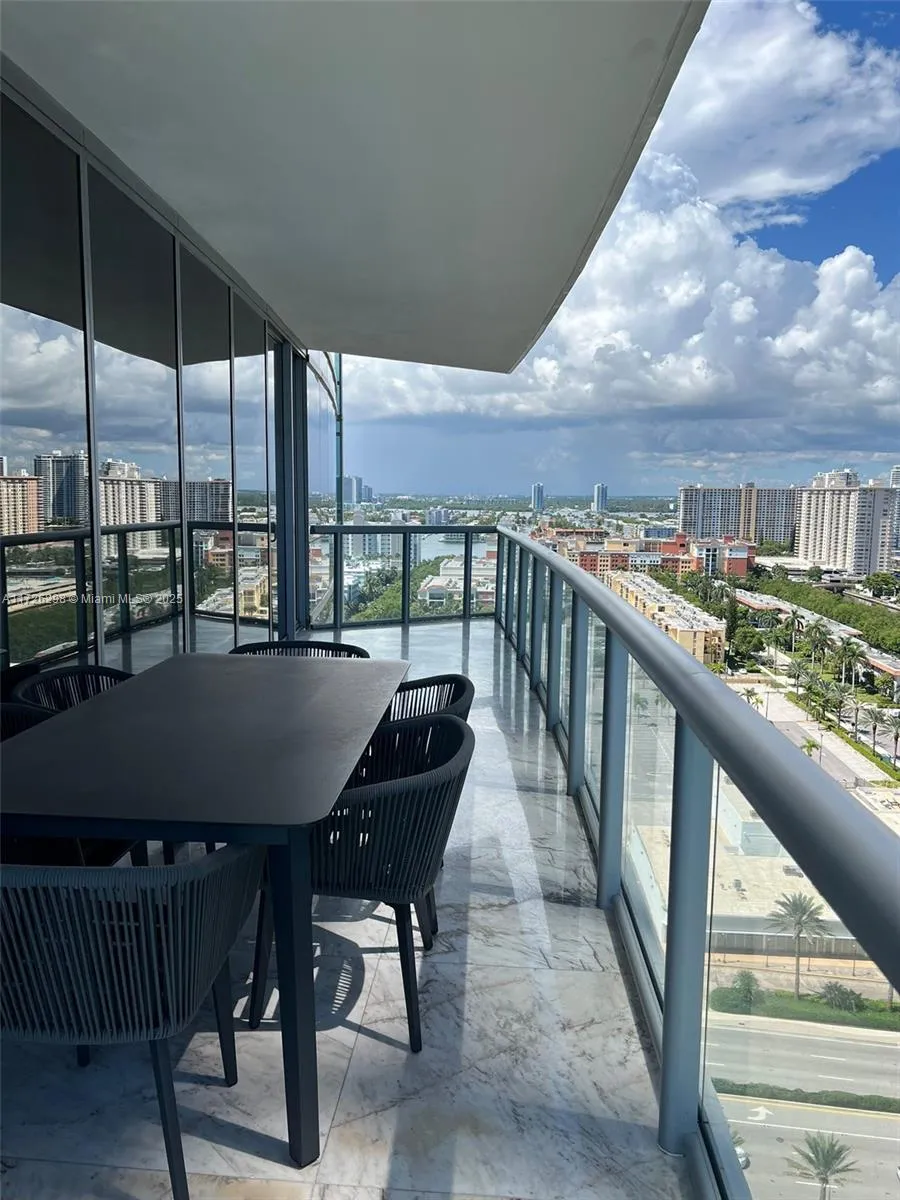 17121 Collins Ave # 2008, Sunny Isles Beach FL 33160