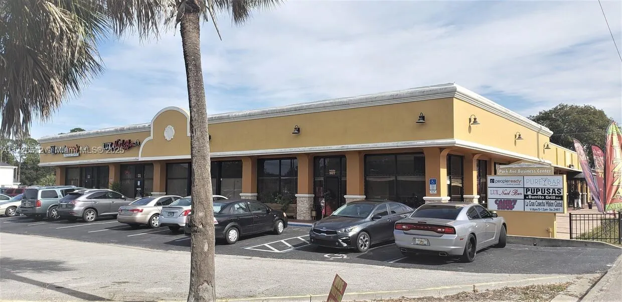 2475 S PARK AVE, Sanford FL 32771