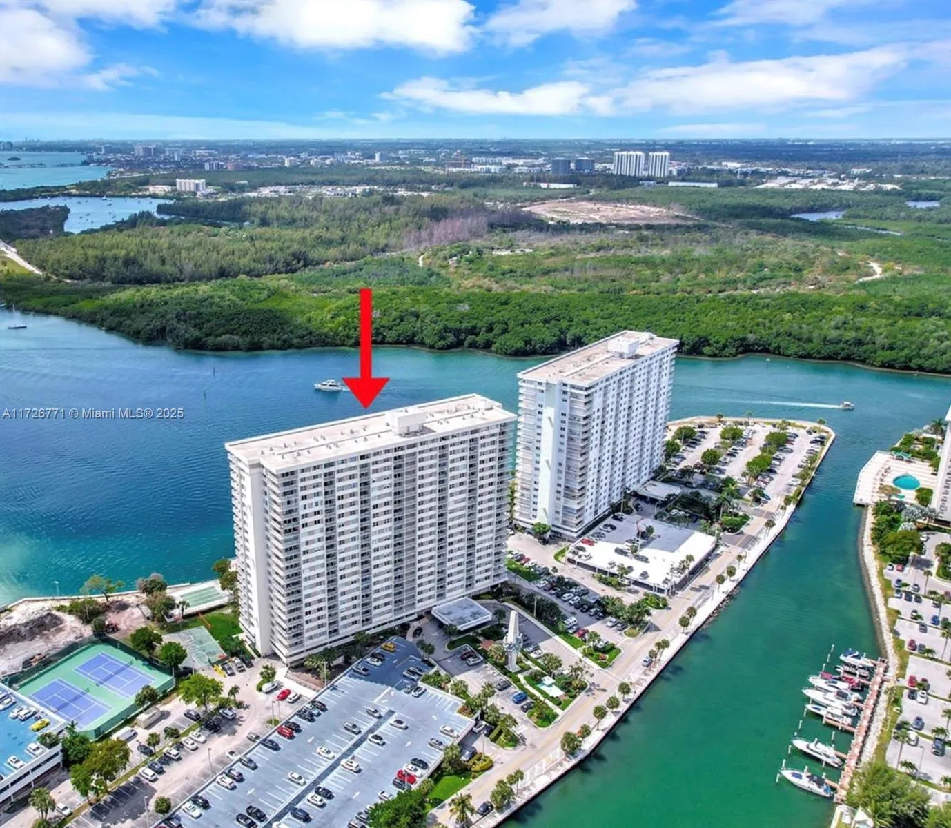 1 bedroom 1 bath for sale at 300 Bayview Dr # 402, Sunny Isles Beach FL 33160