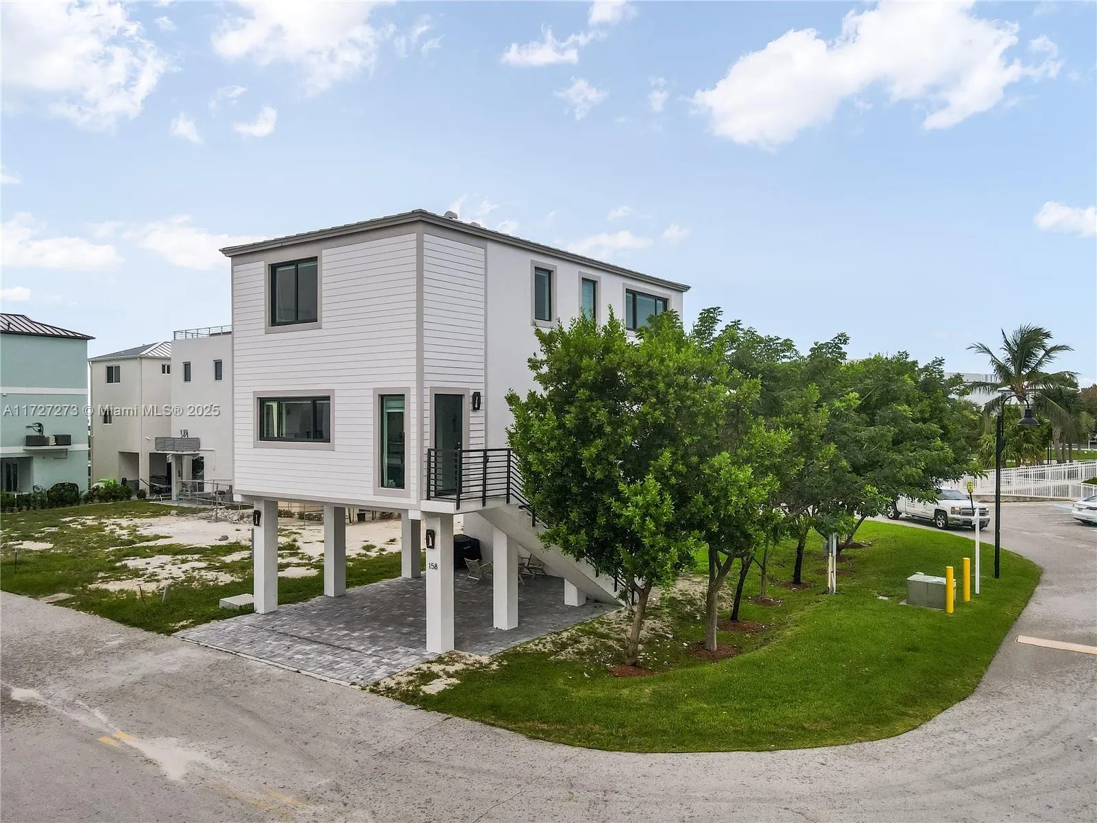 4 bedroom 2 bath for rent at 94825 Overseas Hwy # 158, Key Largo FL 33037
