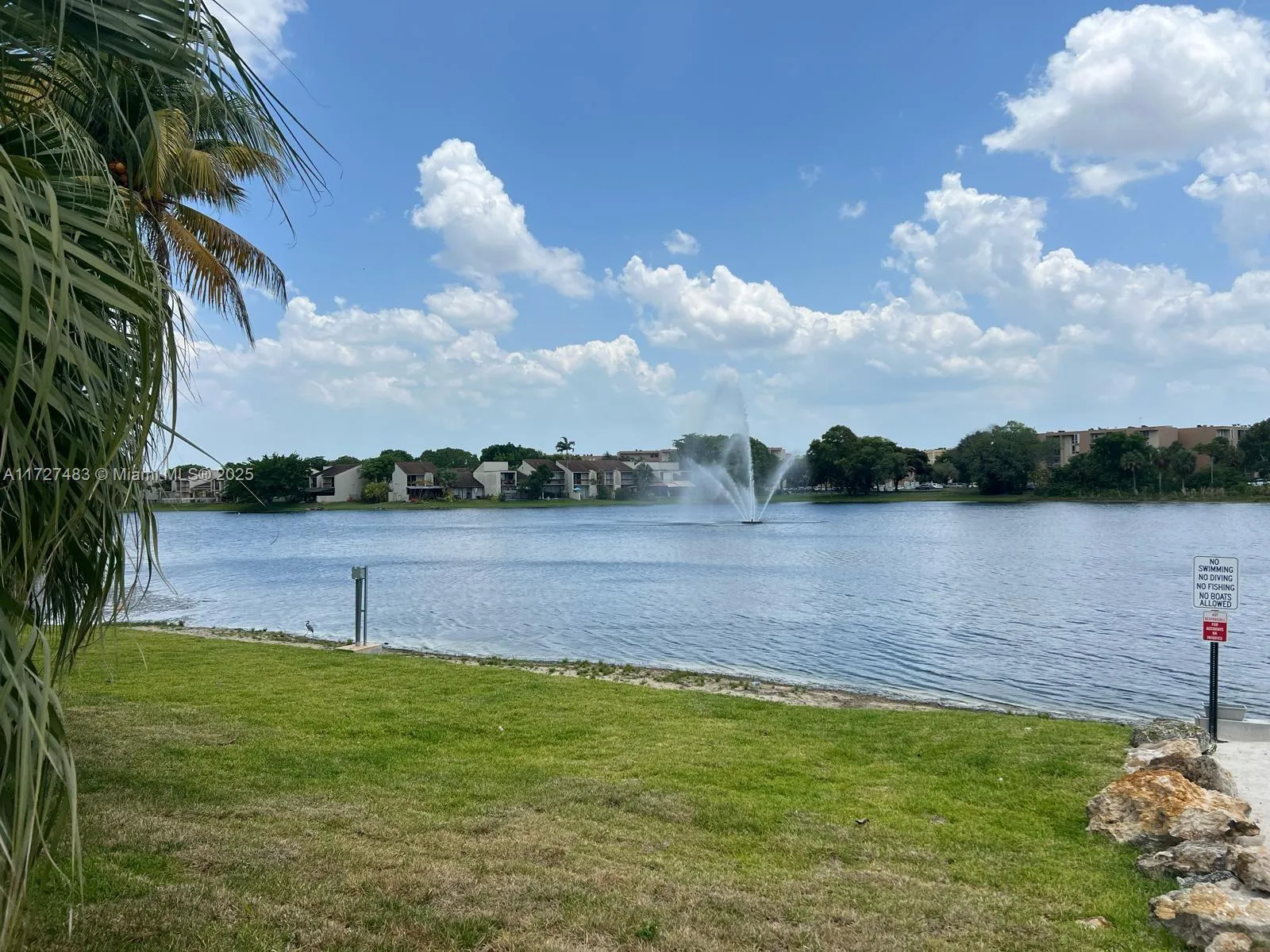 9365 Fontainebleau Blvd # E114, Miami FL 33172