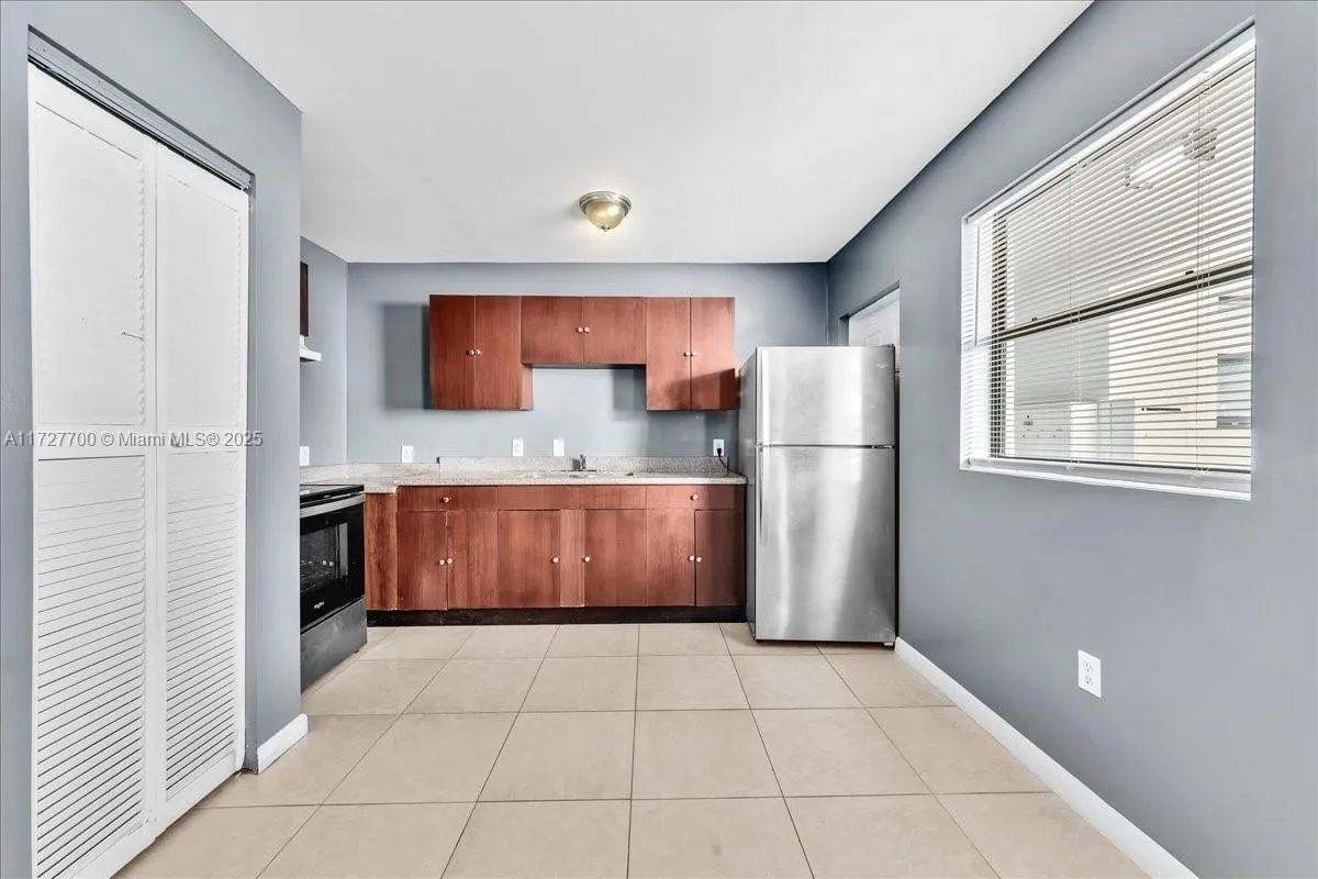 365 NW 8th St # 304, Miami FL 33136