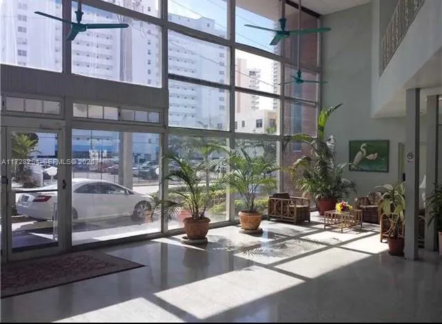 6484 Indian Creek Dr # 310, Miami Beach FL 33141