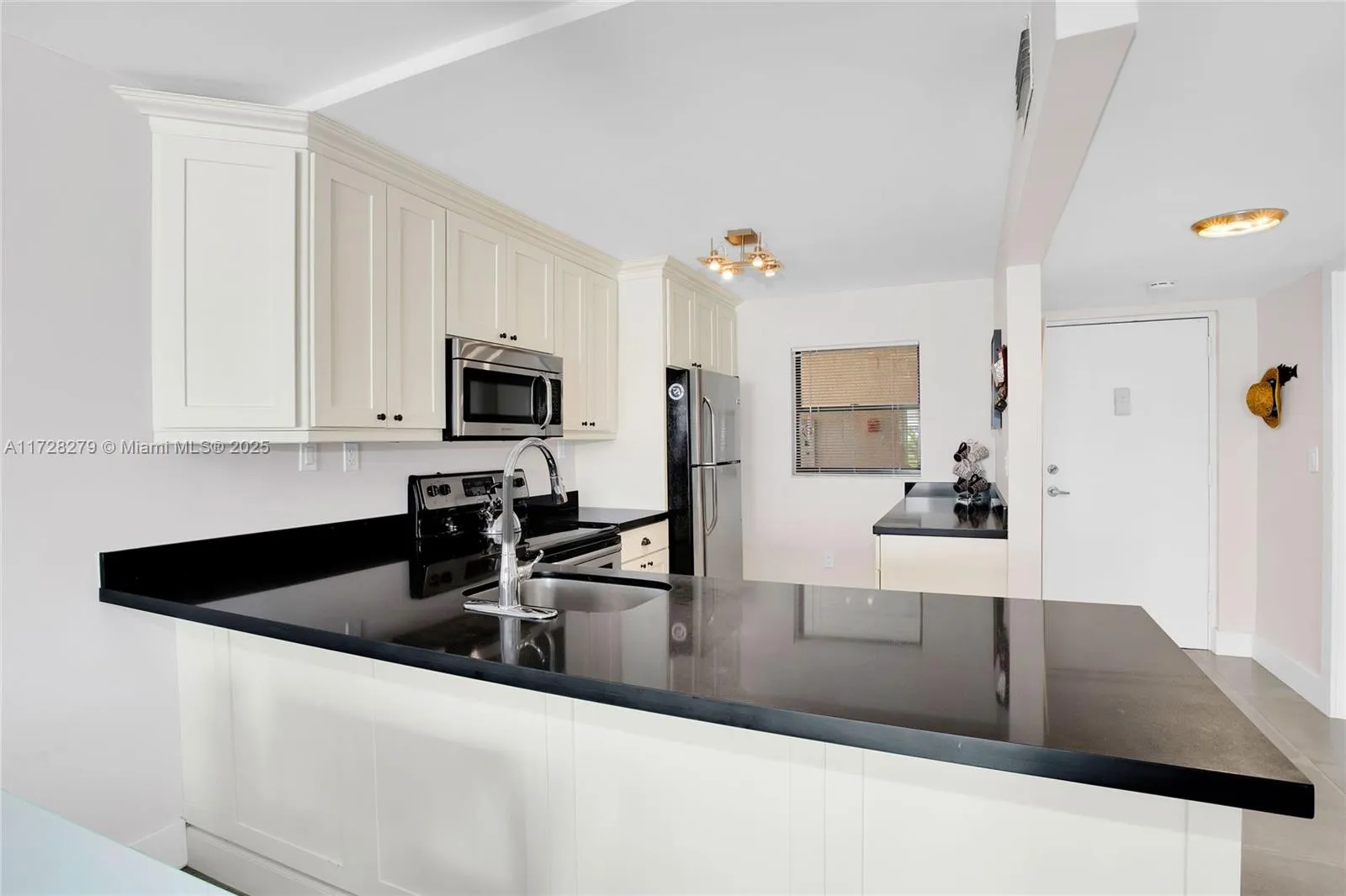 7801 Abbott Ave # 504, Miami Beach FL 33141