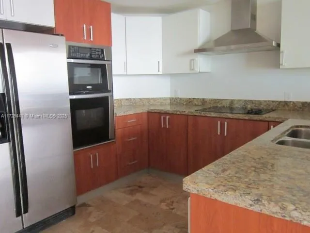 1 bedroom 1 bath for sale at 170 SE 14th St # 2306, Miami FL 33131