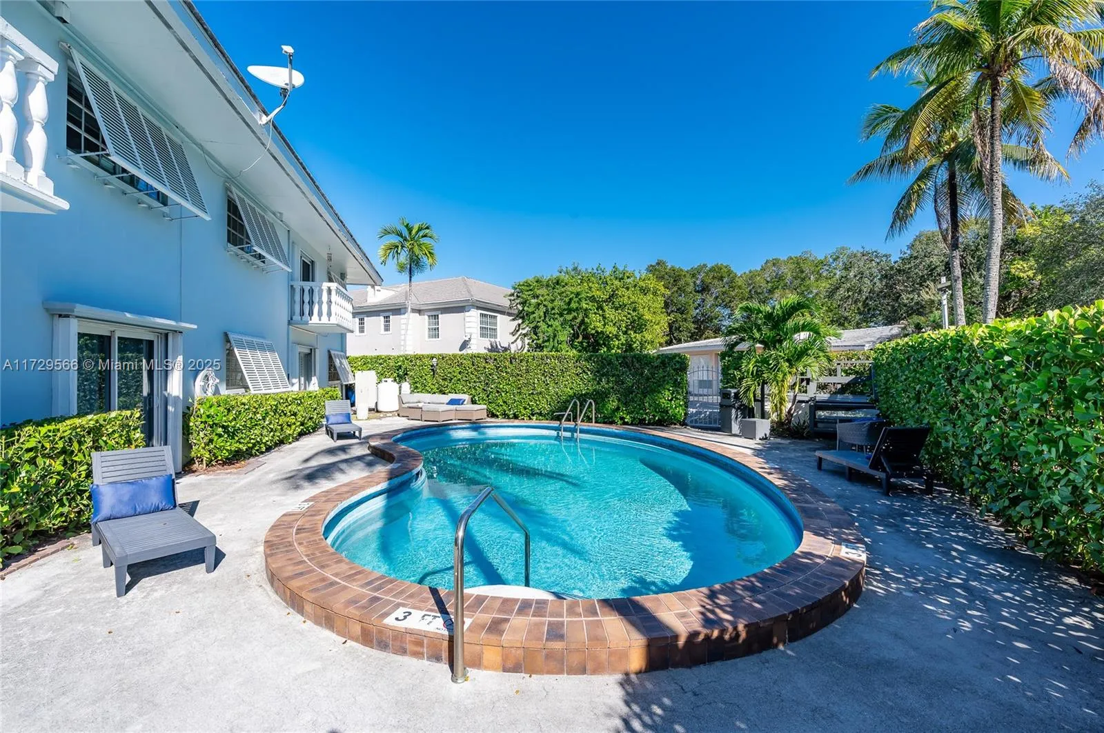 1200 Mariposa Ave # E202, Coral Gables FL 33146