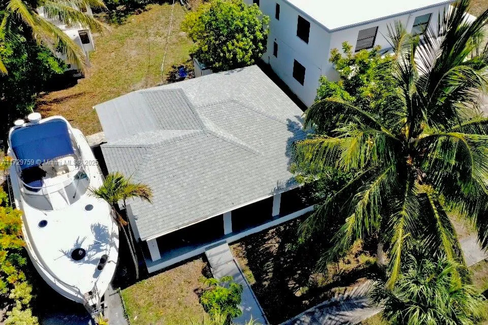 3 bedroom 1 bath for sale at 713 SW 7th St, Dania Beach FL 33004