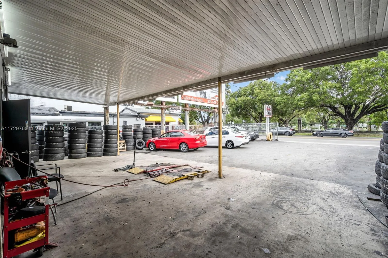 3223 SW 8th St, Miami FL 33135