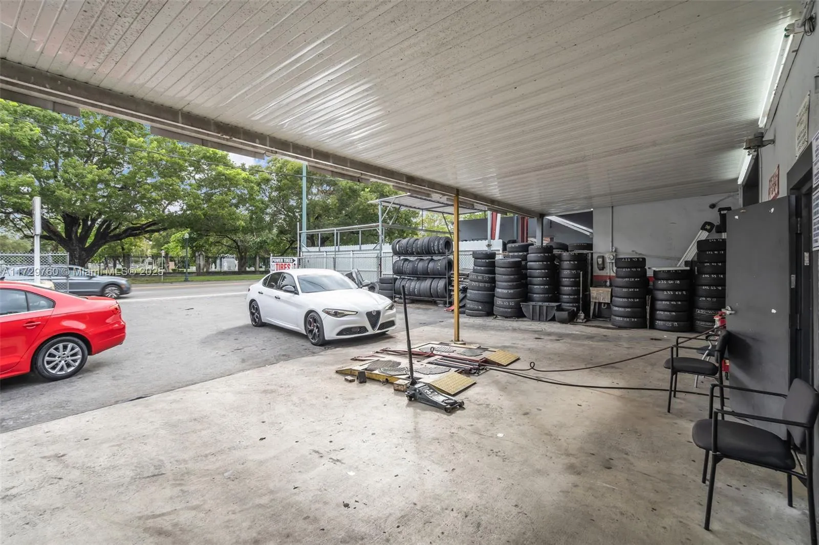 3223 SW 8th St, Miami FL 33135