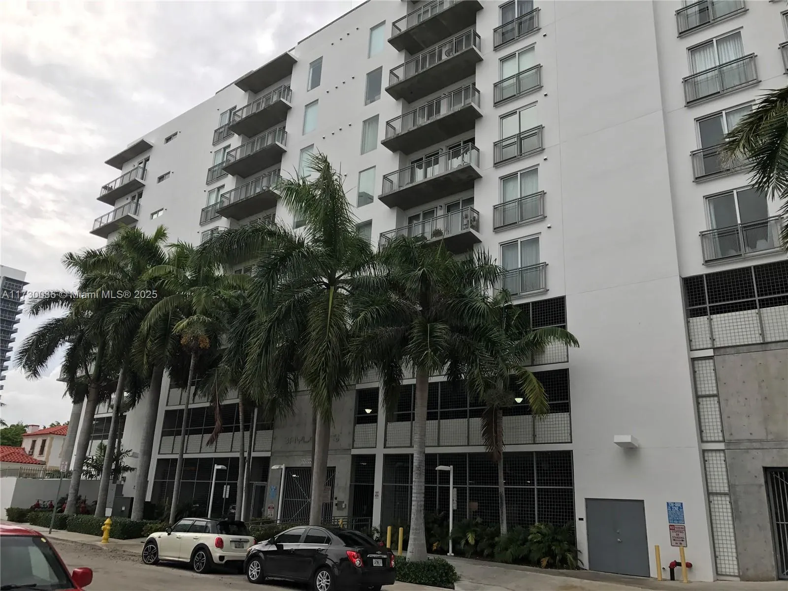 2 bedroom 1 bath for rent at 455 NE 25th St # 603, Miami FL 33137