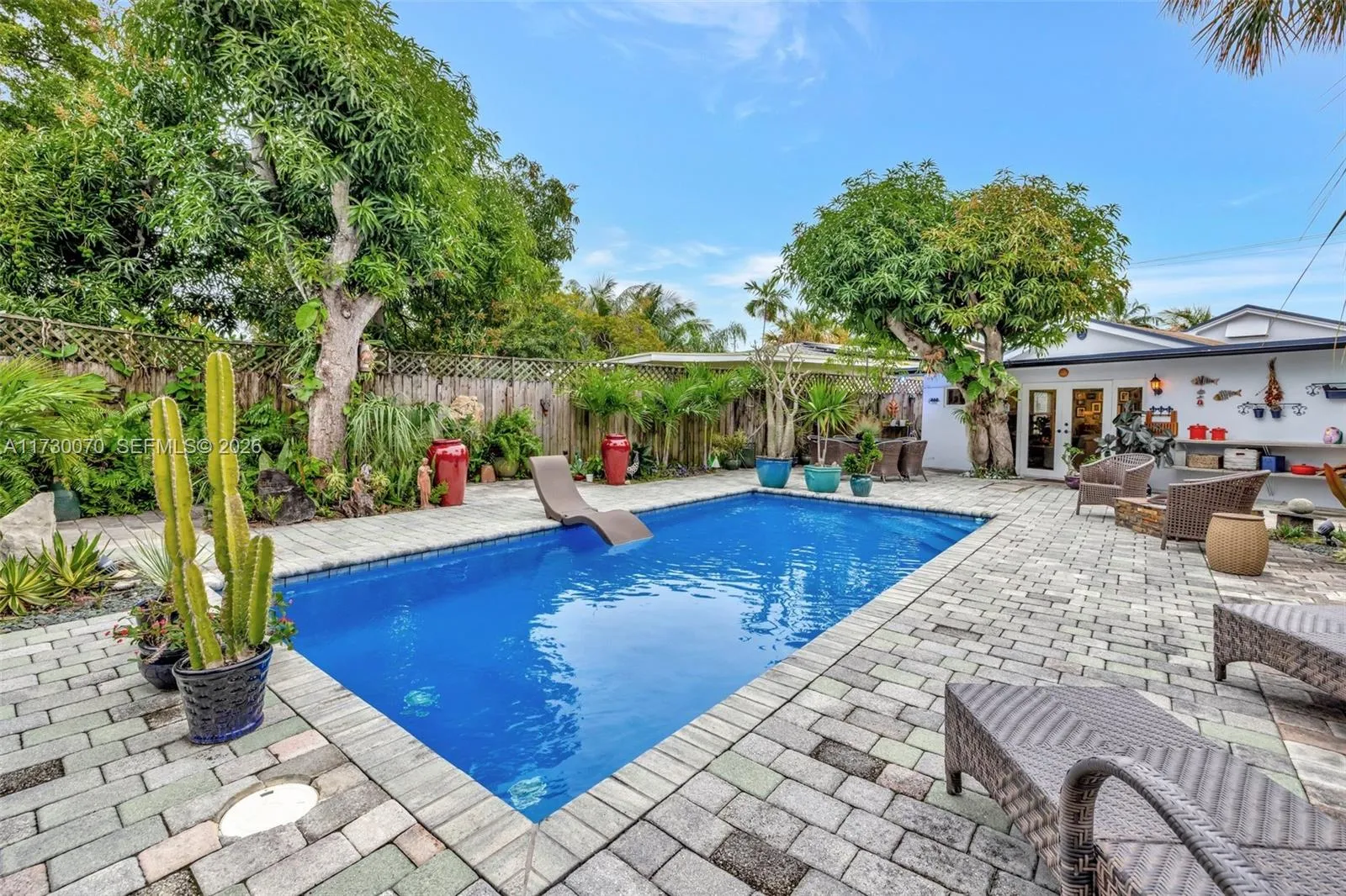 1401 NE 33rd St, Oakland Park FL 33334