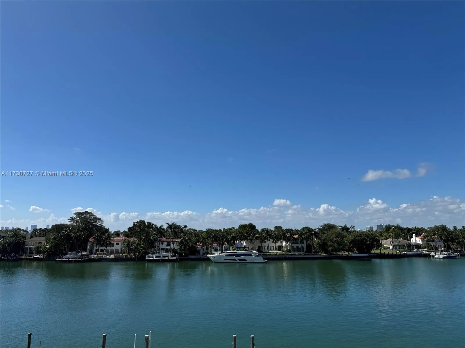 2 bedroom 2 bath for sale at 5750 Collins Ave # 4F, Miami Beach FL 33140