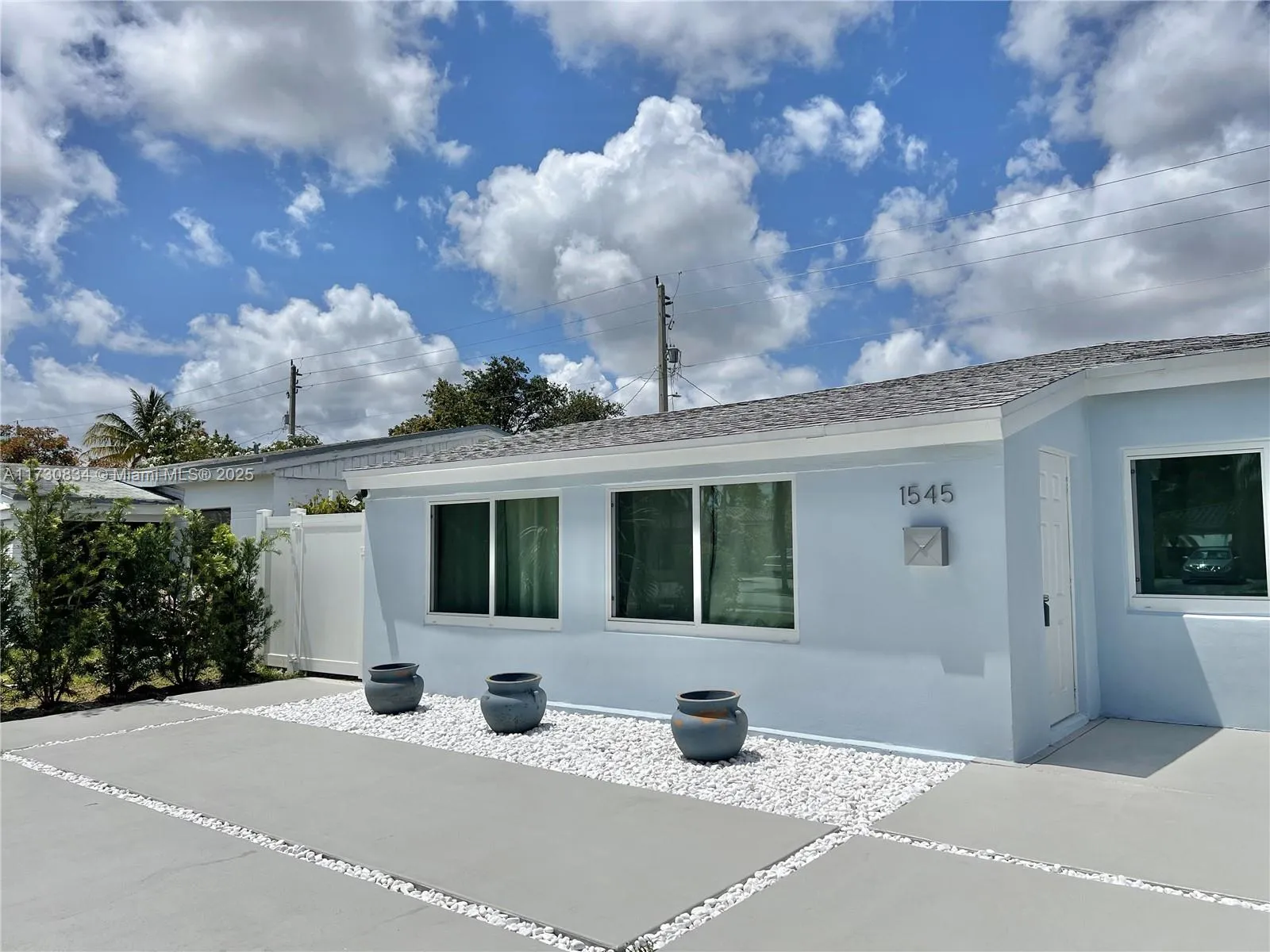 3 bedroom 1 bath for sale at 1545 NE 175th St, North Miami Beach FL 33162