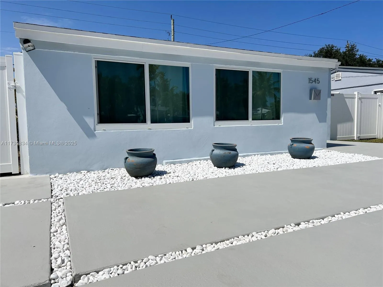 1545 NE 175th St, North Miami Beach FL 33162