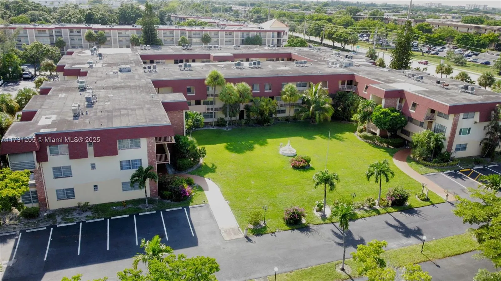 3061 NW 47th Ter # 136, Lauderdale Lakes FL 33313