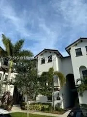 3 bedroom 2 bath for sale at 10630 NW 88th St # 219, Doral FL 33178