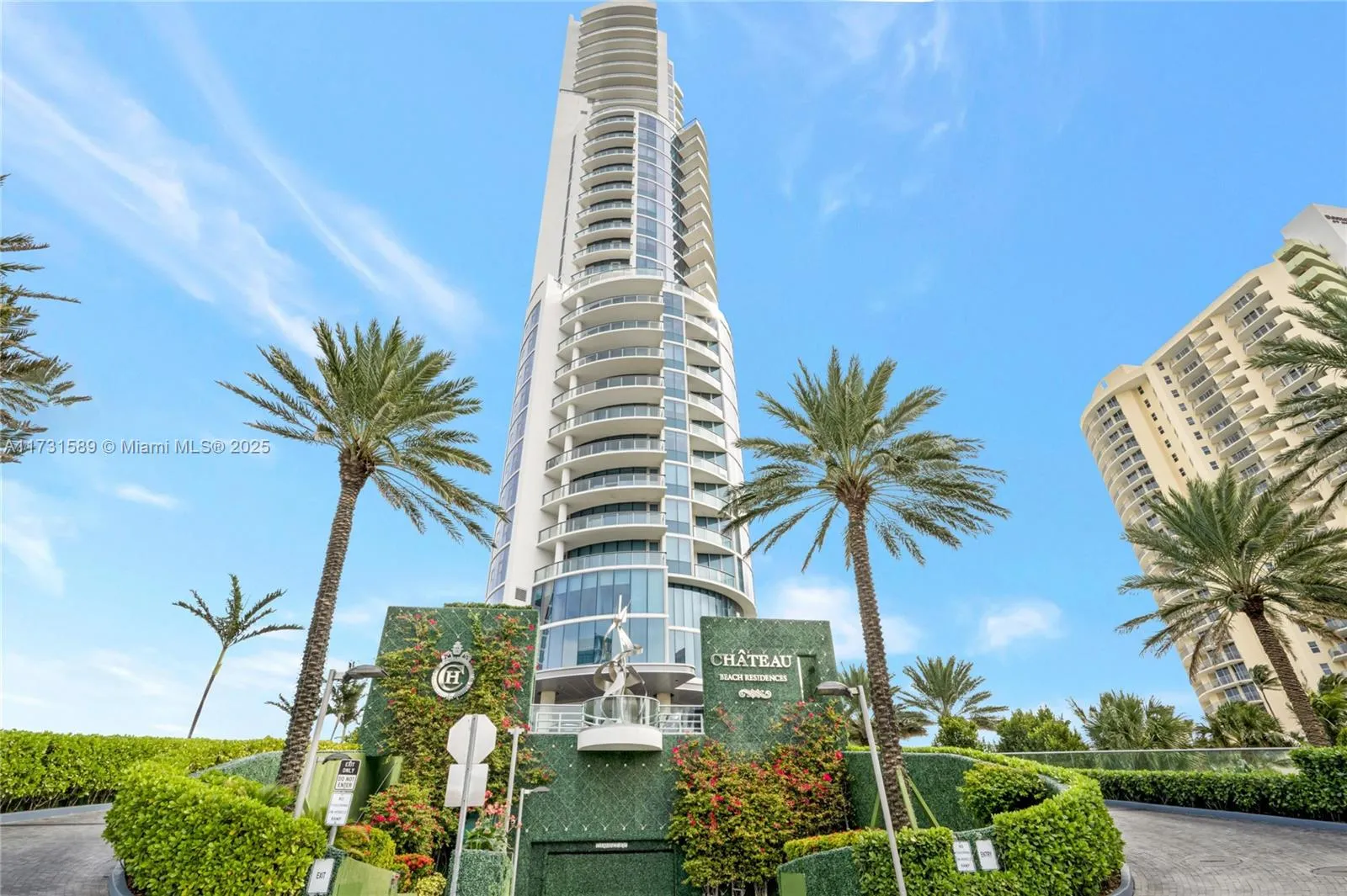 2 bedroom 4 bath for sale at 17475 Collins Ave # 1201, Sunny Isles Beach FL 33160