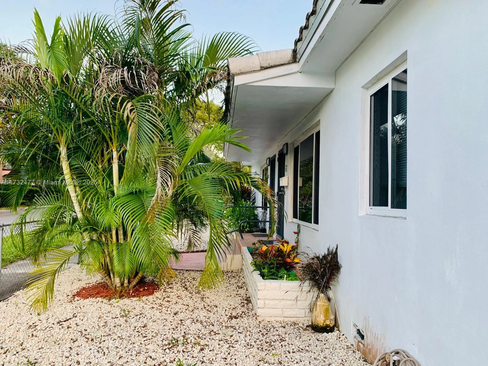 2 NE 45th St, Miami FL 33137