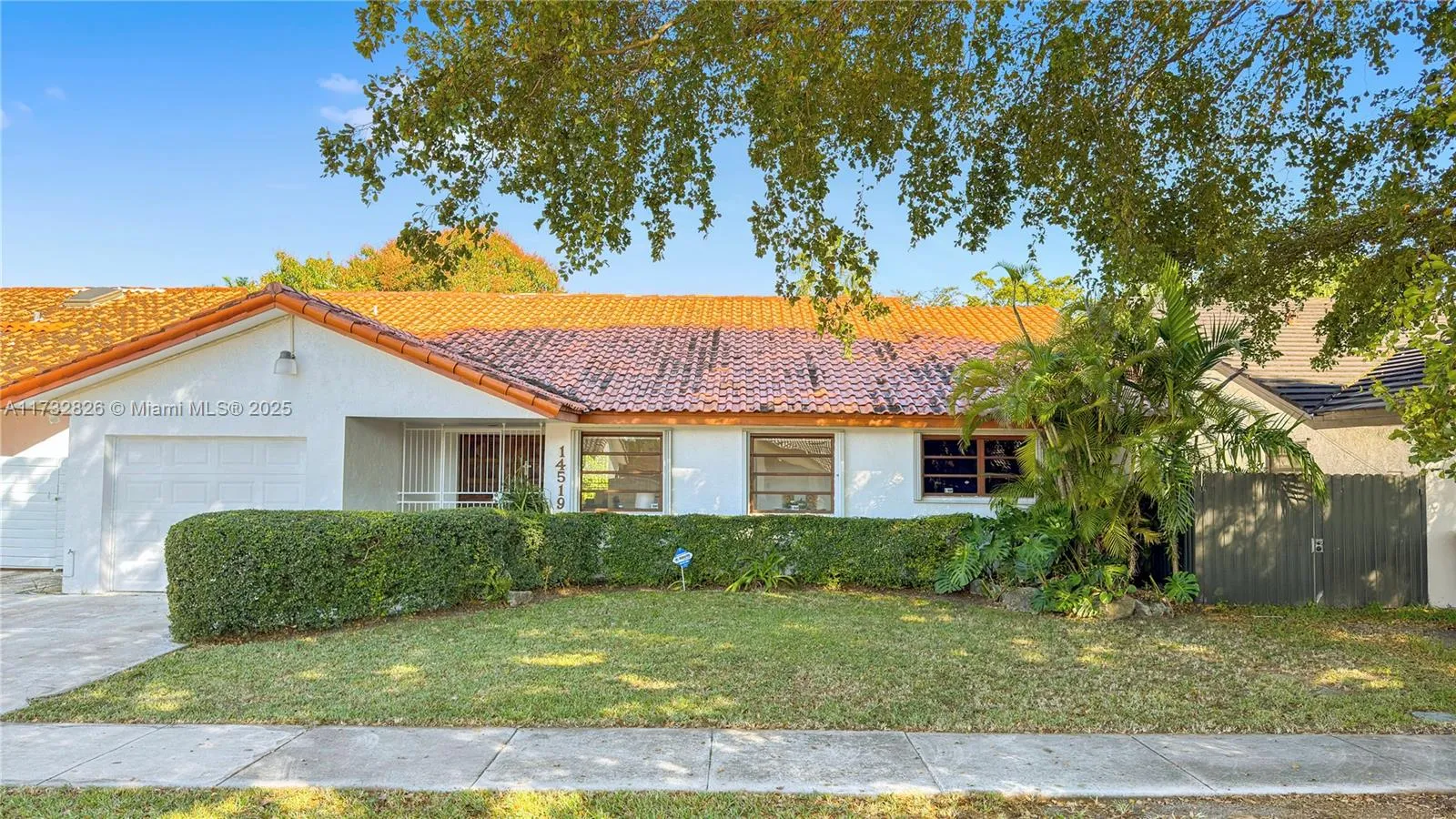 3 bedroom 2 bath for sale at 14519 SW 106th Ter, Miami FL 33186