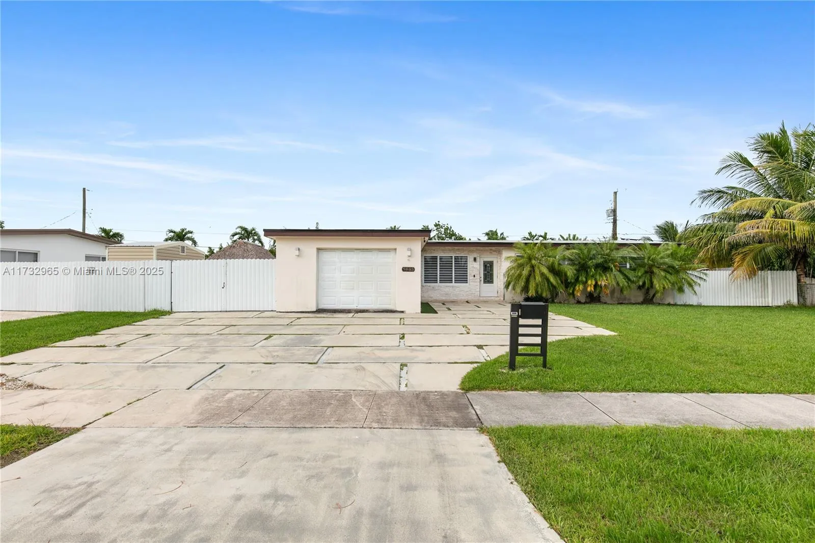 4 bedroom 3 bath for sale at 9485 Thanksgiving Dr, Cutler Bay FL 33157