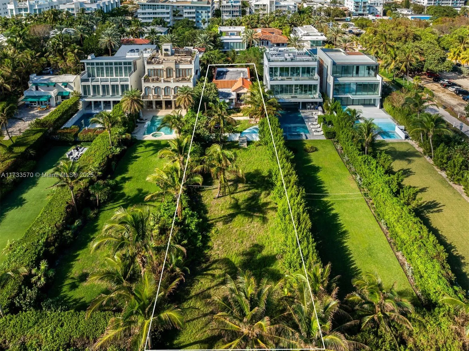 7837 Atlantic Way, Miami Beach FL 33141