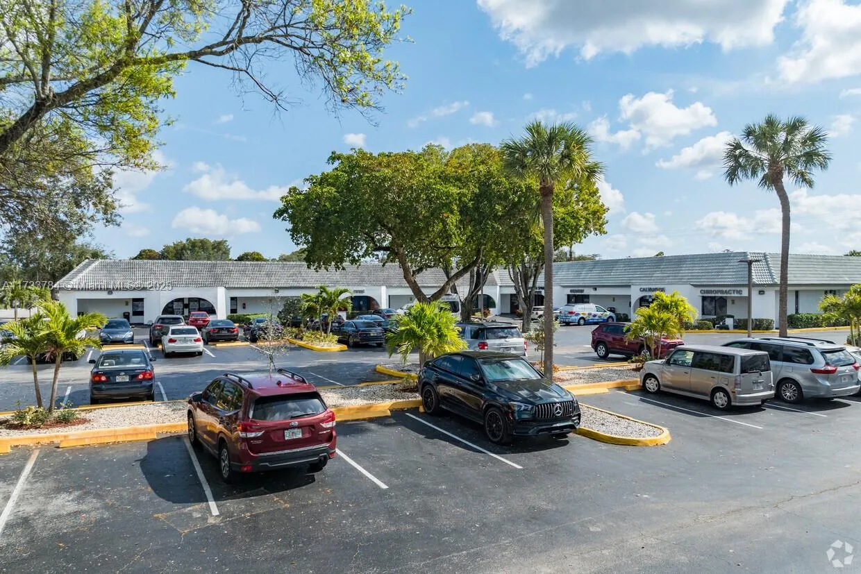 7100 W Commercial Blvd, Fort Lauderdale FL 33319