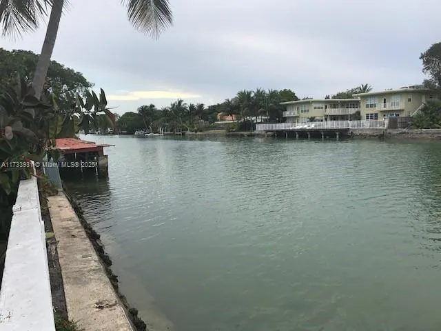 1289 Marseille Dr # 150, Miami Beach FL 33141