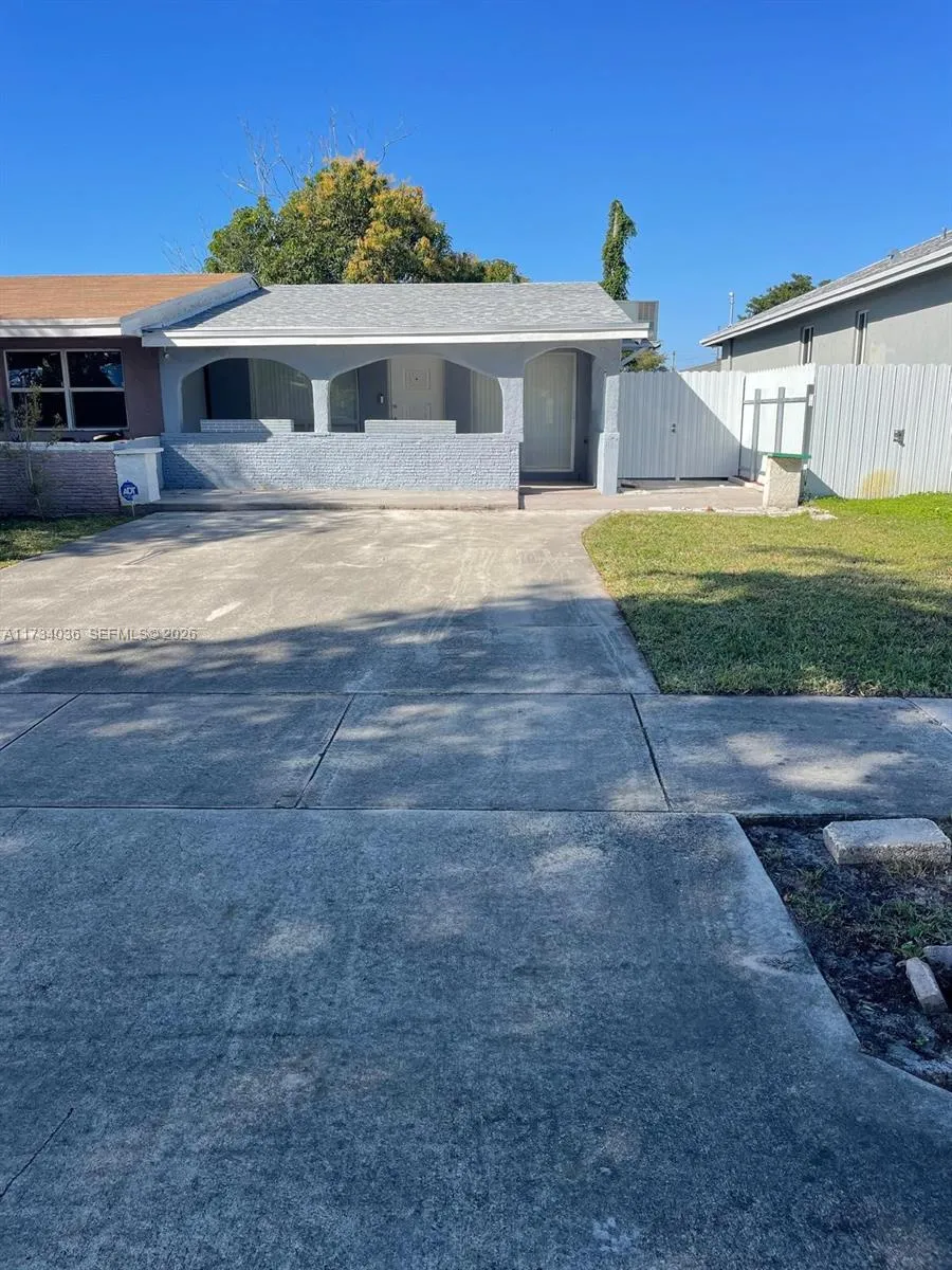 1187 NW 29th Ter, Fort Lauderdale FL 33311
