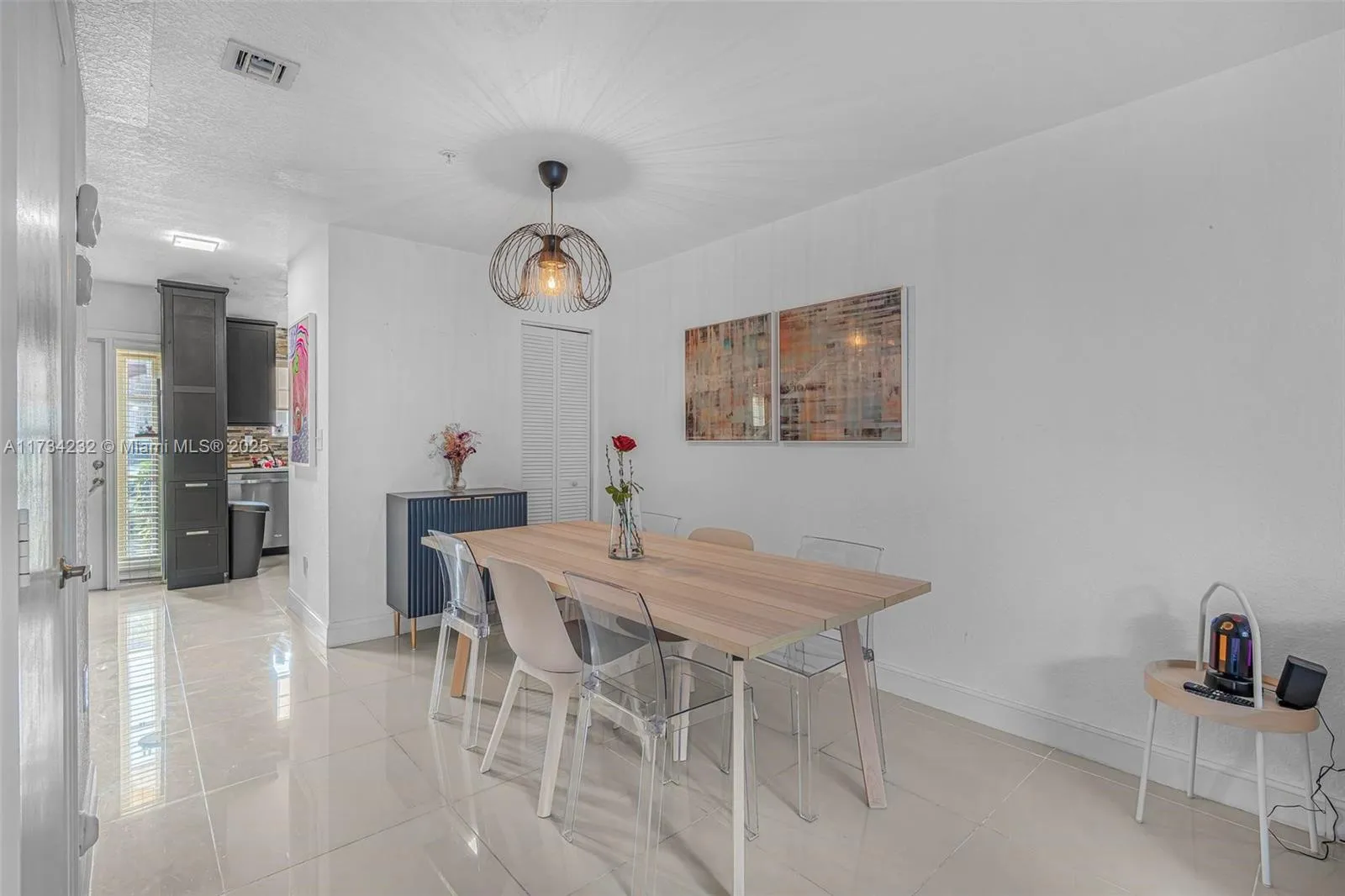 2196 NE 167th St # 114, North Miami Beach FL 33162
