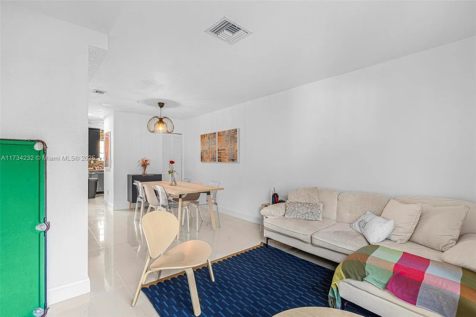 2196 NE 167th St # 114, North Miami Beach FL 33162