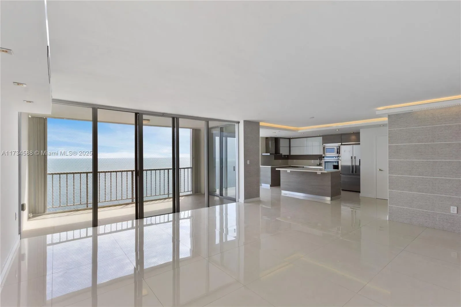 2 bedroom 2 bath for sale at 881 Ocean Dr # 18F, Key Biscayne FL 33149