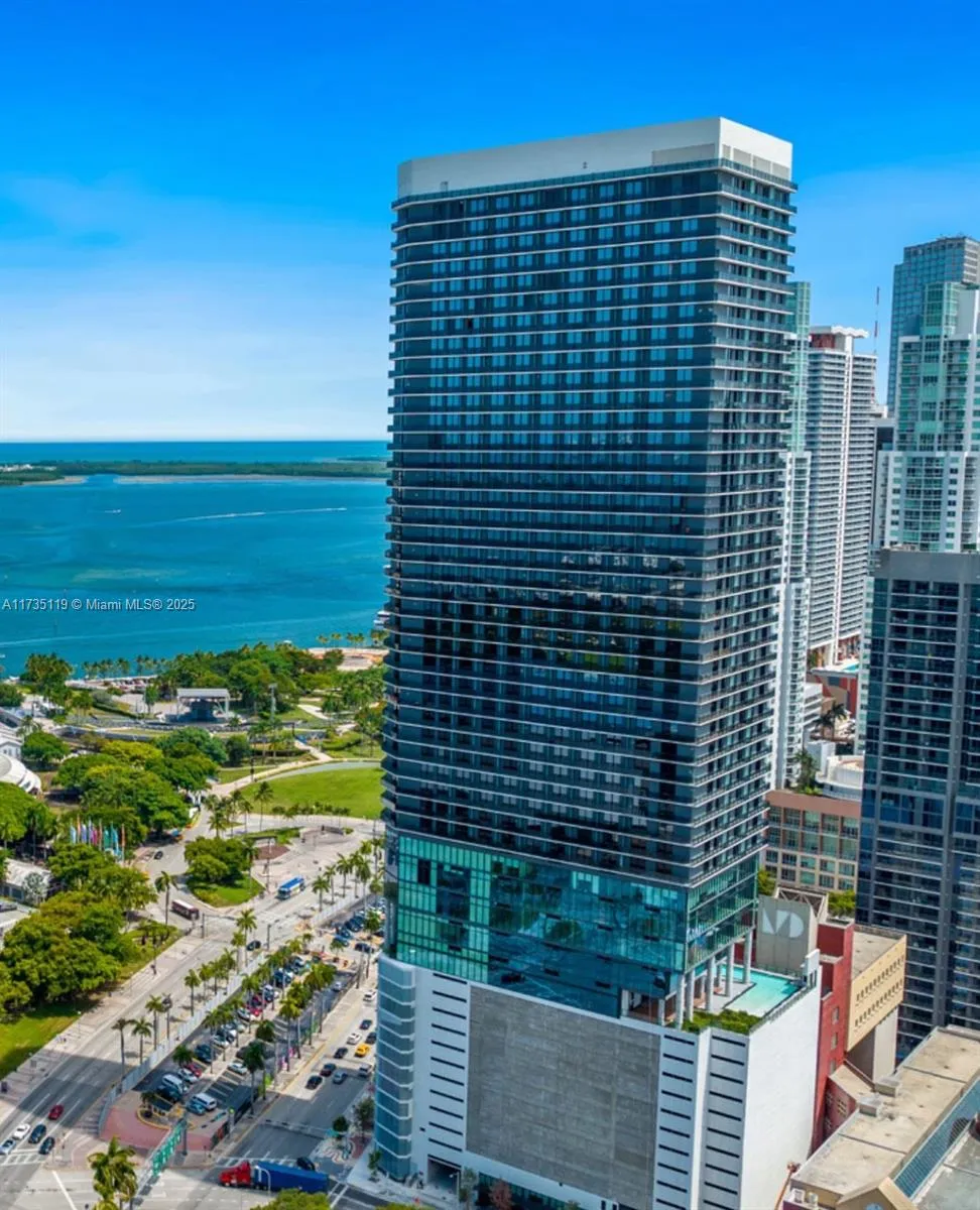 1 bedroom 1 bath for sale at 398 NE 5th St # 1510, Miami FL 33132