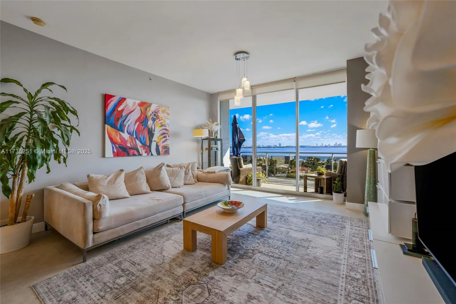 7901 Hispanola Ave # 1106, North Bay Village FL 33141