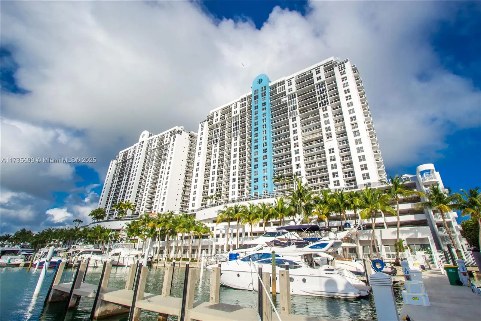 2 bedroom 2 bath for sale at 1800 Sunset Harbour Dr # 701, Miami Beach FL 33139