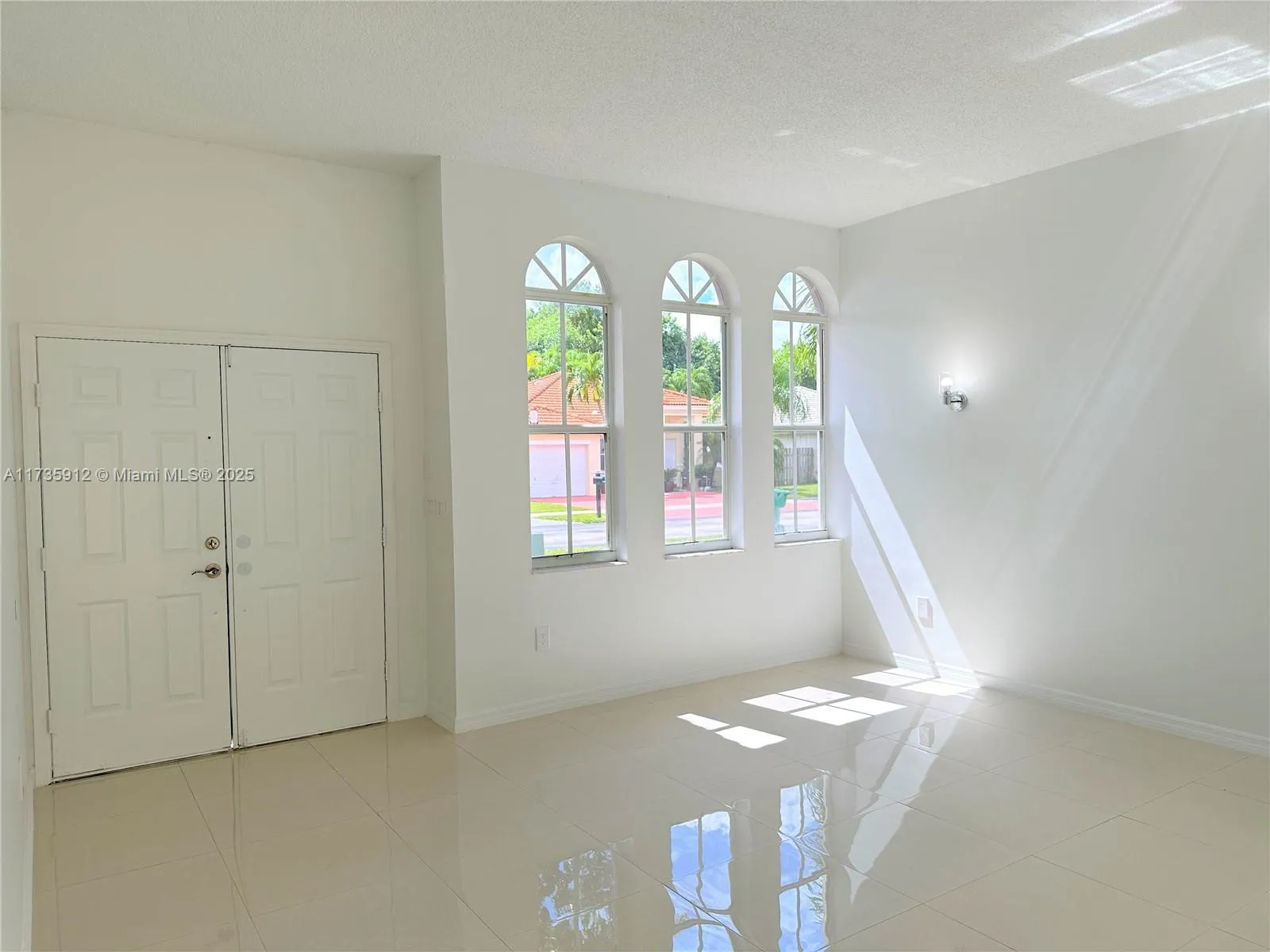 16215 SW 83rd Ln, Miami FL 33193