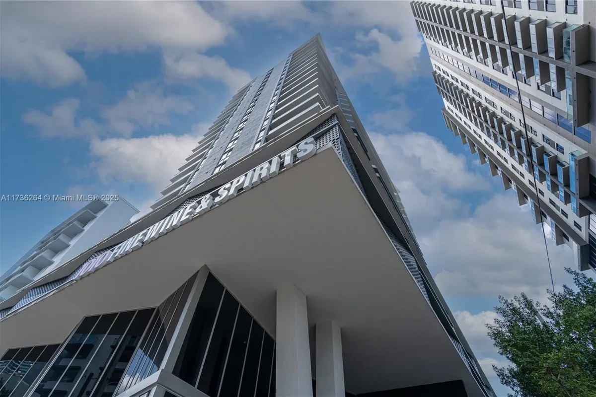 1010 SW 2nd Ave # 803, Miami FL 33130
