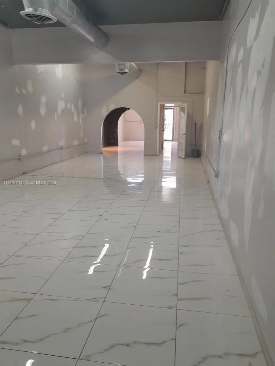 4055 NW 17th Ave, Miami FL 33142